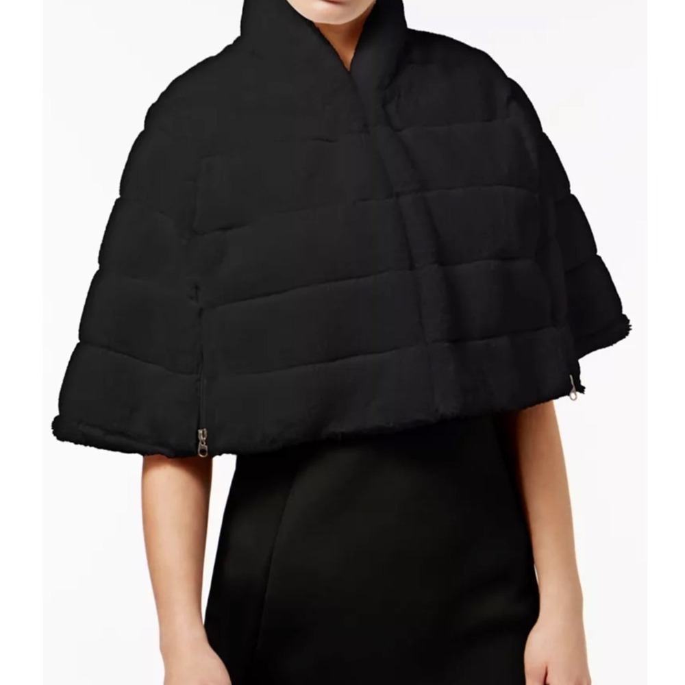 BETSEY JOHNSON Size Small Soft Faux Fur Shrug Capelet Quilted Black Plush Lined